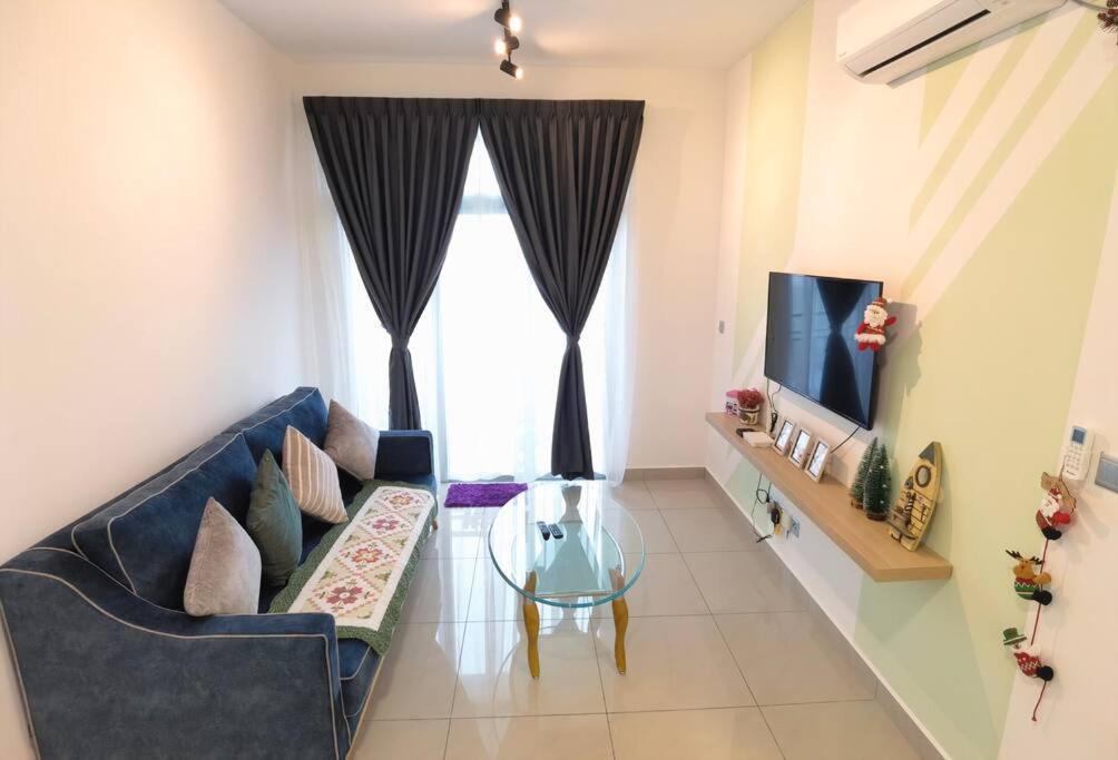 A1403 Jb City Sks Habitat Larkin 2Br 6Pax 100Mbps Netflix!! By Stay ยะโฮร์บาห์รู ภายนอก รูปภาพ