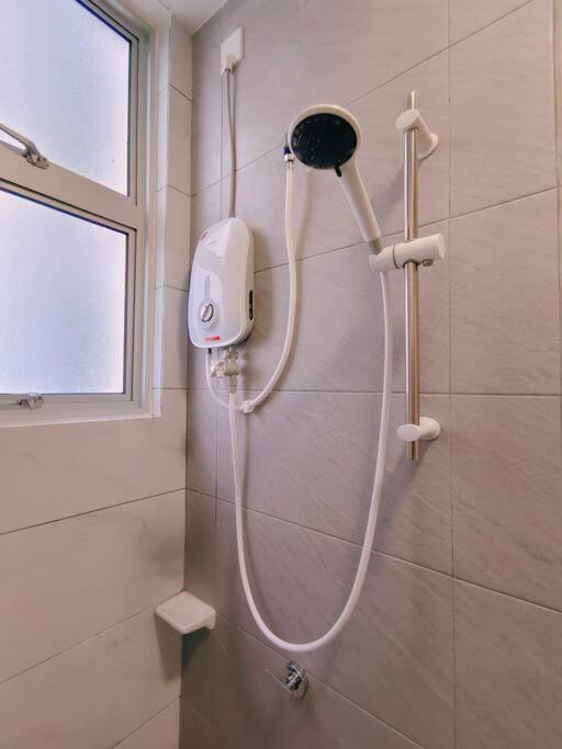 A1403 Jb City Sks Habitat Larkin 2Br 6Pax 100Mbps Netflix!! By Stay ยะโฮร์บาห์รู ภายนอก รูปภาพ