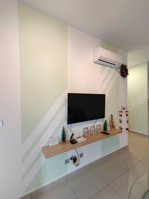 A1403 Jb City Sks Habitat Larkin 2Br 6Pax 100Mbps Netflix!! By Stay ยะโฮร์บาห์รู ภายนอก รูปภาพ
