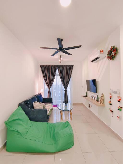A1403 Jb City Sks Habitat Larkin 2Br 6Pax 100Mbps Netflix!! By Stay ยะโฮร์บาห์รู ภายนอก รูปภาพ