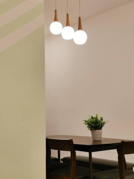 A1403 Jb City Sks Habitat Larkin 2Br 6Pax 100Mbps Netflix!! By Stay ยะโฮร์บาห์รู ภายนอก รูปภาพ